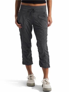 The North Face Women's Aphrodite 2.0 Water Resistant Drawstring Capri size S/P